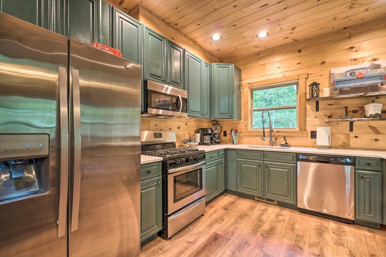 Peaceful Cabin On 3 Private Acres Deck And Fire Pit Blairsville Exterior foto