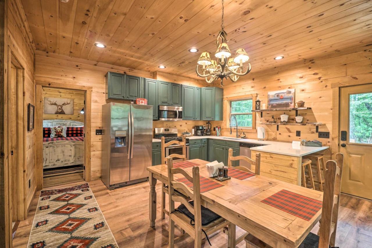 Peaceful Cabin On 3 Private Acres Deck And Fire Pit Blairsville Exterior foto